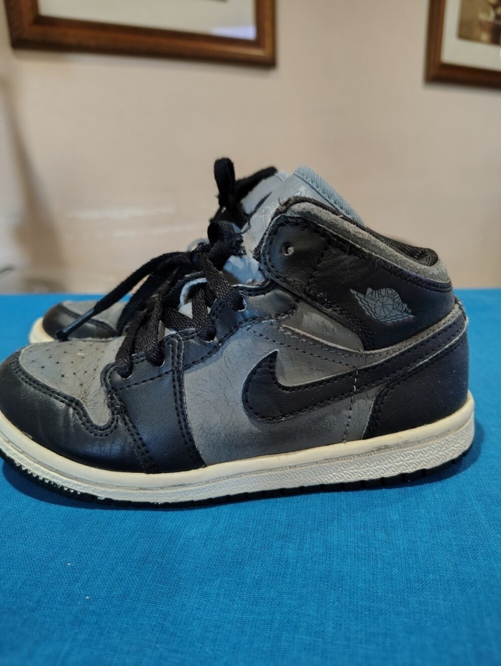 Nike Kids Jordan 1 mid cool grey